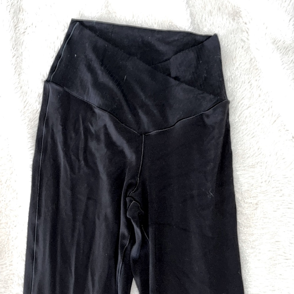 Extra wide, crossover over, flare leggings